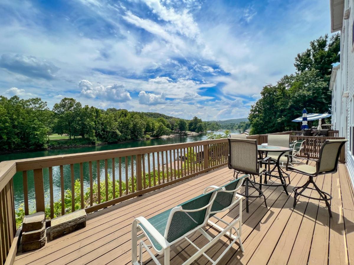 Lake Front 2Br Walk-In With Large Deck - Free Tickets Included - 79-1 Бренсън Екстериор снимка